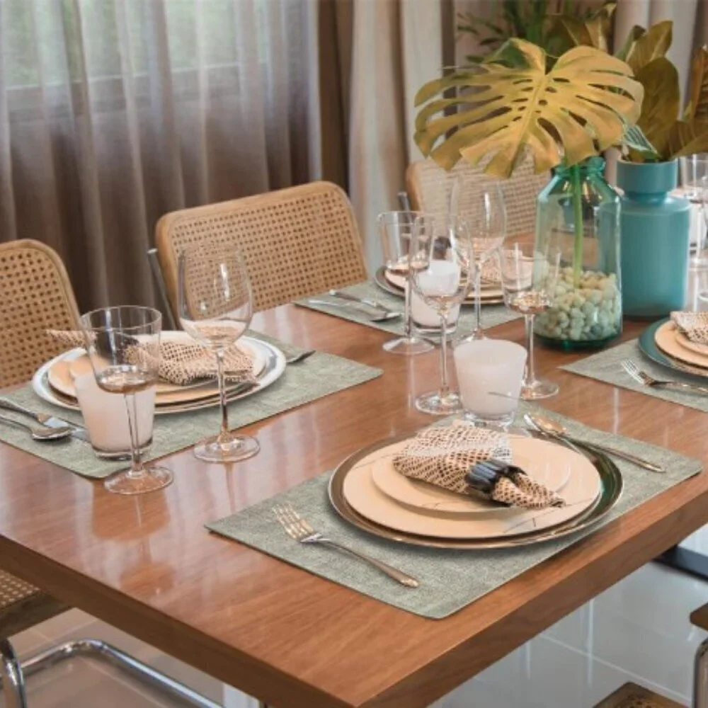 NEW 4 Faux Leather Placemats & Coasters Reversible Heat-Resistant Black & Gray